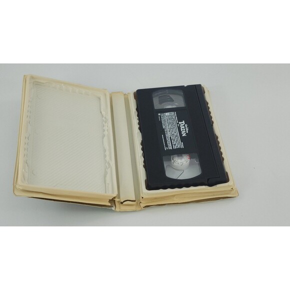 Walt Disney Tarzan VHS 2000 Clamshell Movie Family Adventure Classic G Rated - Picture 2 of 10